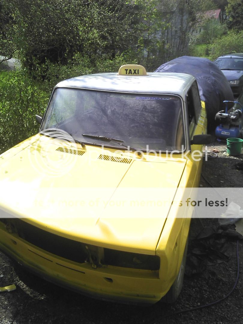 http://i394.photobucket.com/albums/pp25/Gl3nnL/Russian%20cab/IMG_20120522_163426.jpg