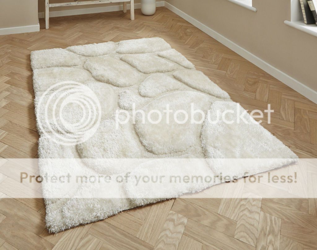 BARGAIN Modern Cream pebble design shagpile rug 120 x 170cm (4ft 0" x