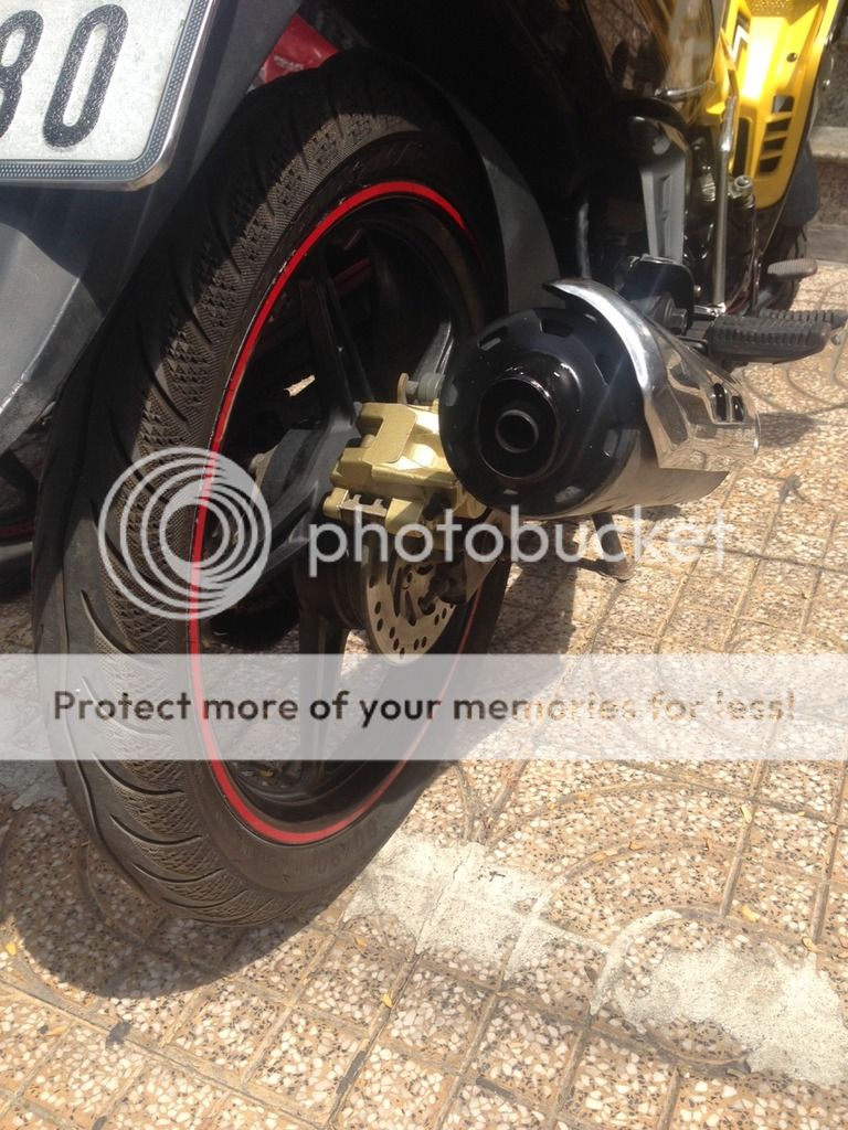 Cần bán nhanh exciter 2 càng đời 2010 màu vàng đen - 6